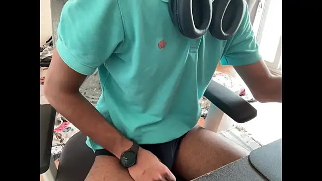 meatycronn online show from May 29, 2026, 6:19 am