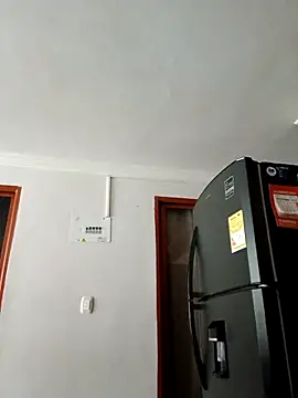 kharoll online show from September 18, 2025, 1:47 pm