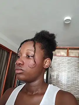 Snapshot of kharoll chatting on May 24, 2026, 3:56 pm kharoll online show from May 24, 2026, 3:56 pm