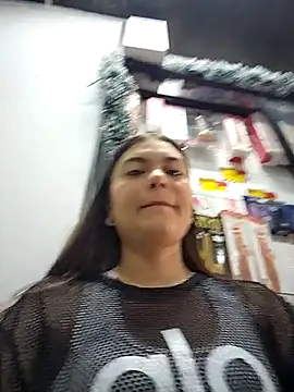 Snapshot of rapunzel069 chatting on December 14, 2025, 3:50 pm rapunzel069 online show from December 14, 2025, 3:50 pm