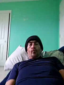 Pumpndeep online show from February 25, 2025, 6:44 pm