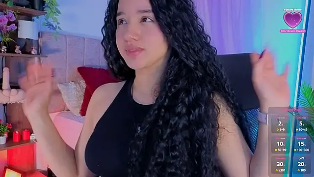 Snapshot of emilyrouxe chatting on December 4, 2025, 3:00 pm emilyrouxe online show from December 4, 2025, 3:00 pm