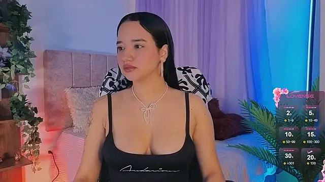 Snapshot of emilyrouxe chatting on November 9, 2025, 3:27 pm emilyrouxe online show from November 9, 2025, 3:27 pm