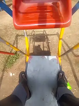 sudhastriper online show from December 2, 2025, 5:42 am