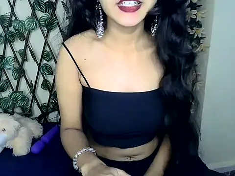 SUZY FROMUS online show from January 18, 2025, 2:36 am