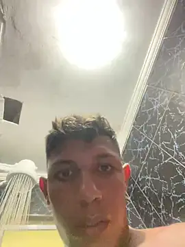 kauanzinhoofc online show from January 2, 2025, 8:57 pm