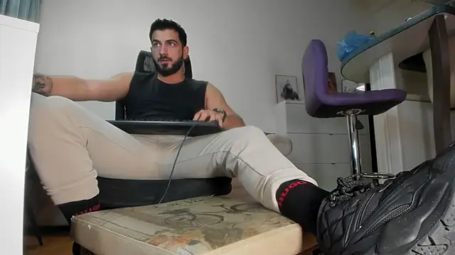 welcometo hell online show from September 29, 2025, 5:18 pm