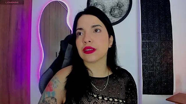 Snapshot of tatiana_sc chatting on October 7, 2025, 1:23 pm tatiana sc online show from October 7, 2025, 1:23 pm