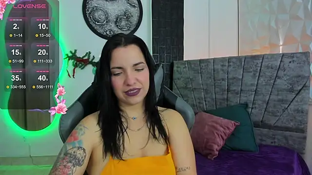 Snapshot of tatiana_sc chatting on November 22, 2025, 12:26 pm tatiana sc online show from November 22, 2025, 12:26 pm