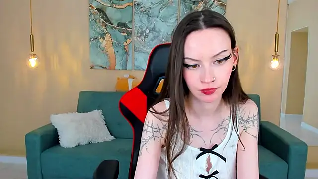 KittiMissi online show from March 14, 2025, 5:13 pm