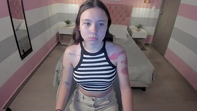 Snapshot of Carol_Pinter chatting on February 24, 2025, 12:16 pm Carol Pinter online show from February 24, 2025, 12:16 pm