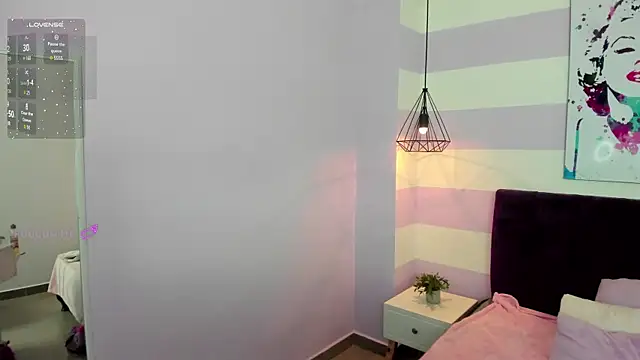 Snapshot of Carol_Pinter chatting on March 21, 2025, 4:51 pm Carol Pinter online show from March 21, 2025, 4:51 pm