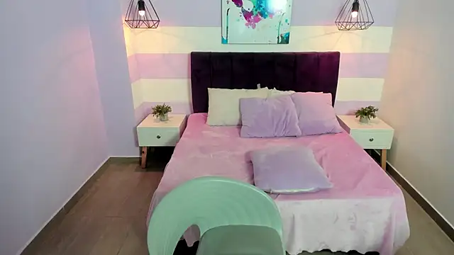 Snapshot of Carol_Pinter chatting on March 10, 2025, 4:03 pm Carol Pinter online show from March 10, 2025, 4:03 pm