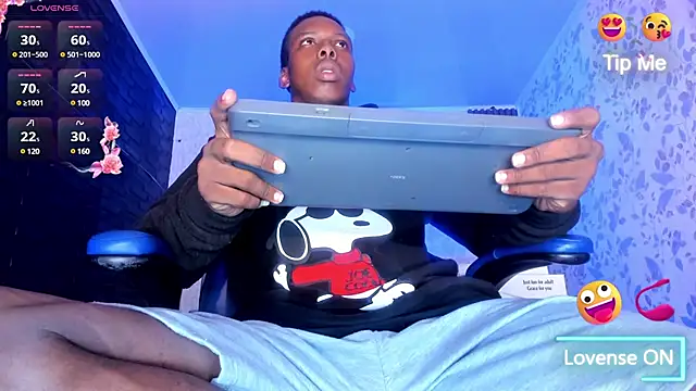 Snapshot of JD_THEBABY chatting on March 10, 2025, 12:38 pm JD THEBABY online show from March 10, 2025, 12:38 pm