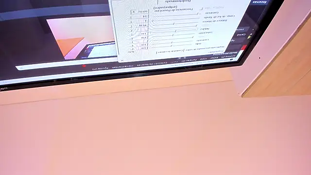 Annie9  online show from April 19, 2026, 3:29 am