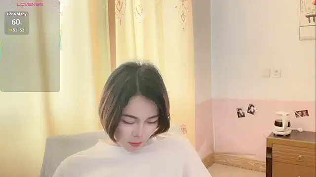 Linda-LL online show from March 25, 2026, 3:17 am