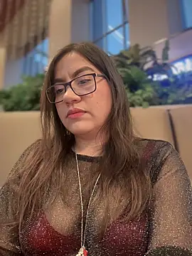 Snapshot of Iam__Cristal chatting on November 12, 2025, 9:51 pm Iam Cristal online show from November 12, 2025, 9:51 pm