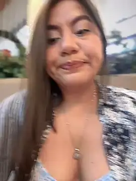 Snapshot of Iam__Cristal chatting on November 27, 2025, 9:37 pm Iam Cristal online show from November 27, 2025, 9:37 pm