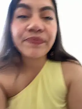 Iam  Cristal online show from February 4, 2026, 10:16 pm