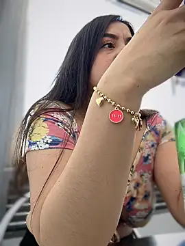 Snapshot of Iam__Cristal chatting on November 26, 2025, 9:37 pm Iam Cristal online show from November 26, 2025, 9:37 pm