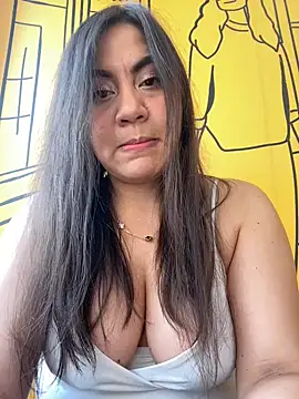 Iam  Cristal online show from March 2, 2026, 9:44 pm