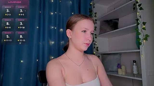 Snapshot of ms_evasweet chatting on September 30, 2025, 1:17 pm ms evasweet online show from September 30, 2025, 1:17 pm