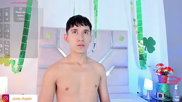 Thayler jones online show from March 25, 2026, 11:09 am