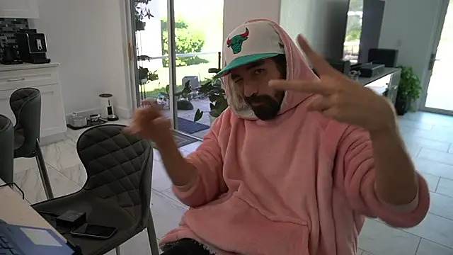 Your Ice cream online show from March 7, 2025, 6:54 pm