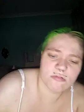 kira 132 online show from September 11, 2025, 9:04 pm