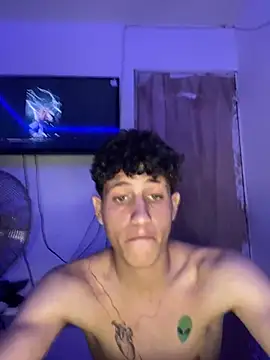 LatinBoysxxx online show from January 5, 2025, 3:11 am