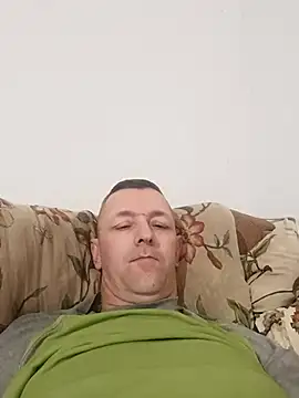 Escortfiuk online show from November 9, 2025, 8:57 pm