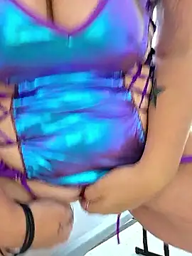 thatonespicychick online show from September 26, 2025, 5:53 pm