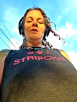 thatonespicychick online show from September 20, 2025, 1:16 pm