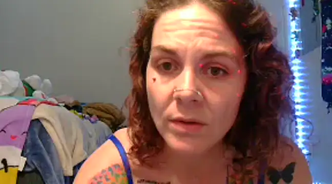 thatonespicychick online show from February 4, 2025, 3:54 am