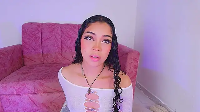 Snapshot of Sara_Jhonson chatting on September 27, 2025, 10:38 pm Sara Jhonson online show from September 27, 2025, 10:38 pm