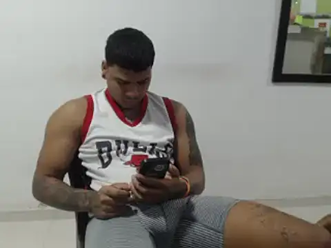 Snapshot of camiloacosta321 chatting on December 4, 2024, 10:24 pm camiloacosta321 online show from December 4, 2024, 10:24 pm