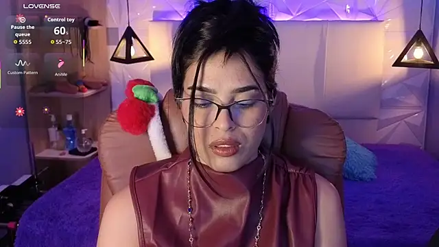 AlessiaVal  online show from December 20, 2025, 8:01 pm