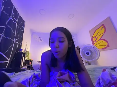 abbyyoungs online show from October 18, 2025, 2:46 am