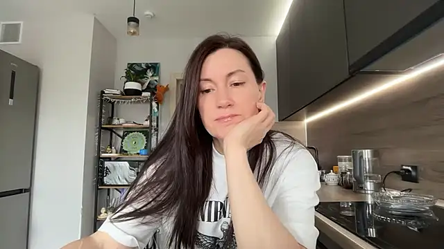 jainesummer online show from April 7, 2026, 8:16 am