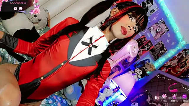 Snapshot of Jadee_Ariell chatting on October 16, 2025, 2:47 pm Jadee Ariell online show from October 16, 2025, 2:47 pm