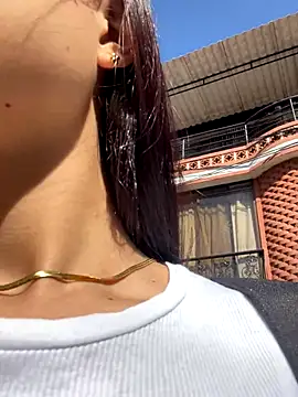 Snapshot of HannaRhodes chatting on November 21, 2025, 1:54 pm HannaRhodes online show from November 21, 2025, 1:54 pm