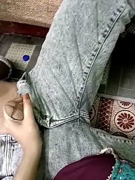 Snapshot of QUEEN-X-CPL chatting on March 2, 2025, 5:41 pm QUEEN-X-CPL online show from March 2, 2025, 5:41 pm