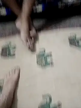 Snapshot of QUEEN-X-CPL chatting on September 22, 2025, 5:52 pm QUEEN-X-CPL online show from September 22, 2025, 5:52 pm