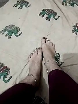 Snapshot of QUEEN-X-CPL chatting on September 29, 2025, 6:13 pm QUEEN-X-CPL online show from September 29, 2025, 6:13 pm