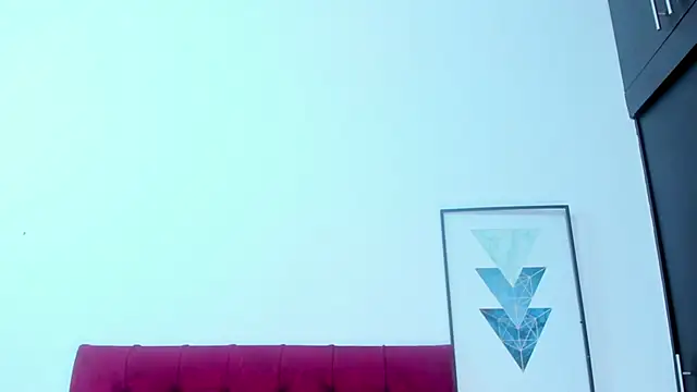 Snapshot of Melody_Megann chatting on December 4, 2025, 11:09 am Melody Megann online show from December 4, 2025, 11:09 am