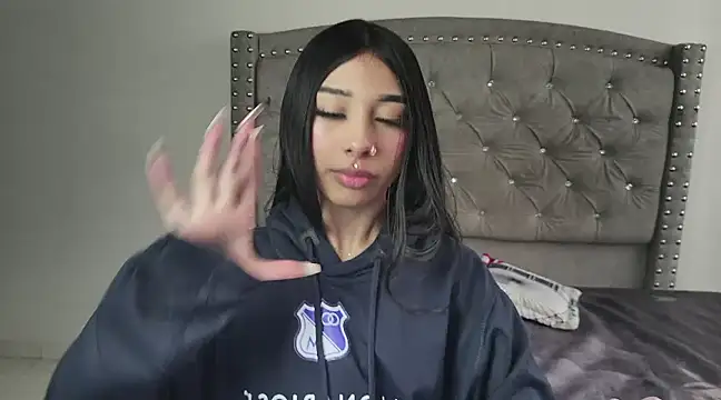 Nesuko kamado  online show from March 22, 2025, 4:15 pm