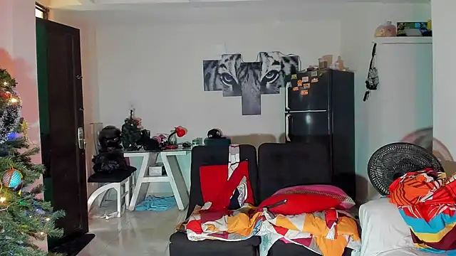 Snapshot of ray_long222 chatting on December 16, 2025, 2:54 pm ray long222 online show from December 16, 2025, 2:54 pm