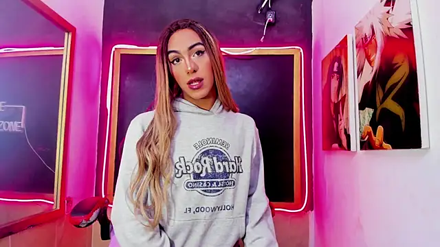 Isabella stanford2 online show from November 27, 2025, 1:00 pm