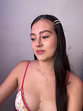 kanne mia online show from February 5, 2025, 8:25 pm