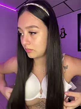 kanne mia online show from March 17, 2025, 1:14 am